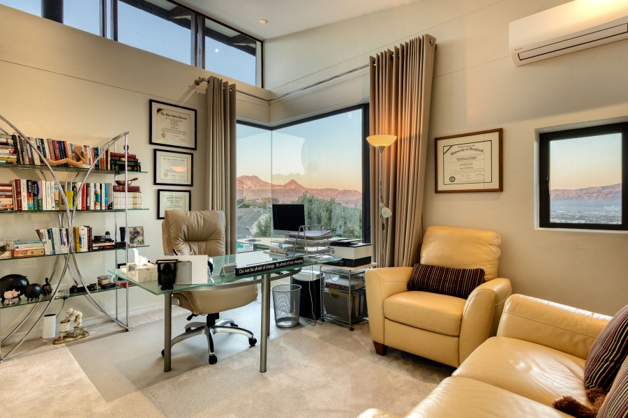 4 Bedroom Property for Sale in Briza Western Cape